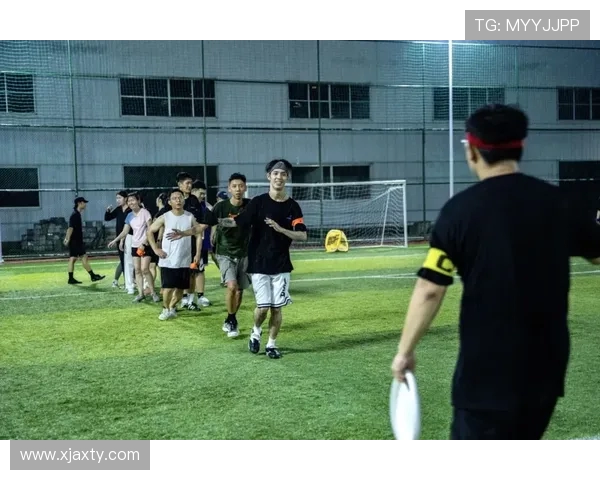 飞盘魅力无限：深入了解深圳飞盘队的比赛策略与经验分享